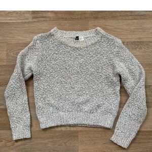 HM sweater